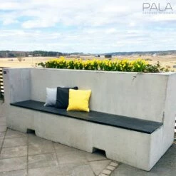 Bepflanzbare Sitzbank Für Die Stadtgestaltung Aus Beton - Venla