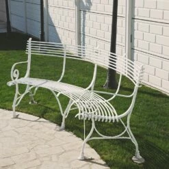 Gebogene Eisen Gartenbank Im Antiken Design - Gauvain