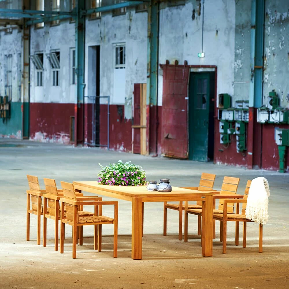 Großer Stabiler Gartentisch Aus Teakholz - Eckig - Ella Gartentisch 5 Großer Stabiler Gartentisch Aus Teakholz - Eckig - Ella Gartentisch – Bild 3