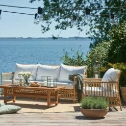 Holzfarbene 3-Sitzer Gartenbank Mit Rückenlehne Und Kissen - Bank Caya -GARTENTRAUM Verkäufe holzfarbene 3 sitzer gartenbank mit rueckenlehne und kissen bank caya3