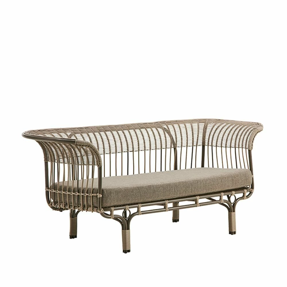 Moccafarbenes Sofa Für Den Garten Aus Alu-Rattan - Gartensofa Enna 2 Moccafarbenes Sofa Für Den Garten Aus Alu-Rattan - Gartensofa Enna